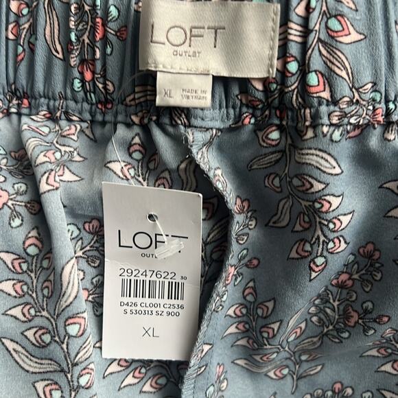 NWT LOFT Shorts Womens XL Blue Floral Pull On 3.5” High Waisted Cottagecore Boho - Picture 4 of 5